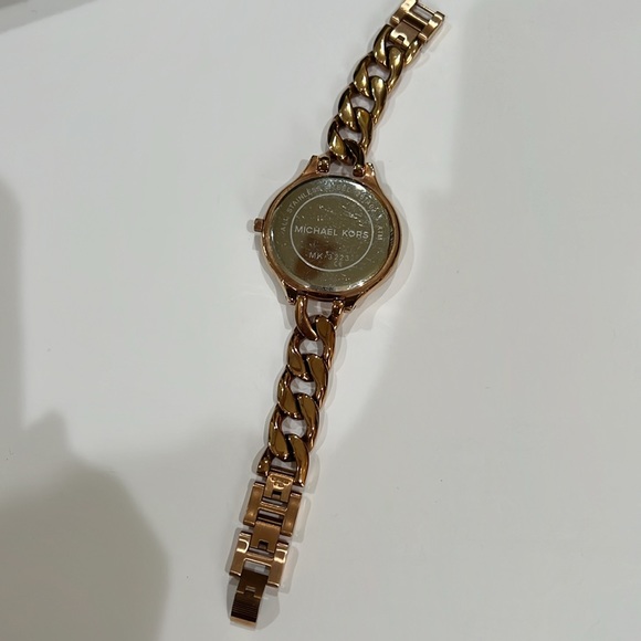 NIB Michael Kors Women’s MK3223 Elena Slim Runway Rose Gold Bracelet Watch - Picture 6 of 8